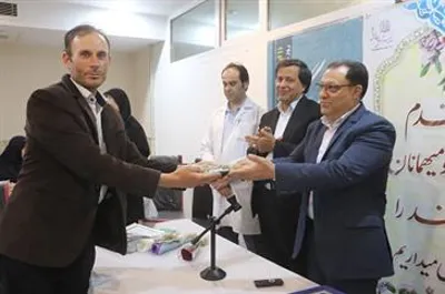 تلاش خالصانه وصادقانه شما حدیث پرافتخار توسعه اقتصادی وسلامتی کشور را می سراید. روز کارگر گرامی باد.